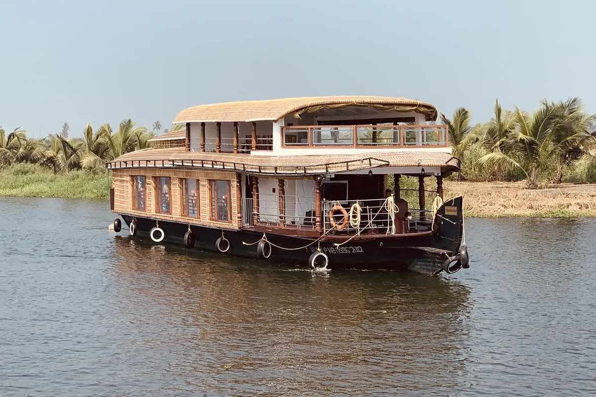 Bateau-maison sur les backwaters du Kerala